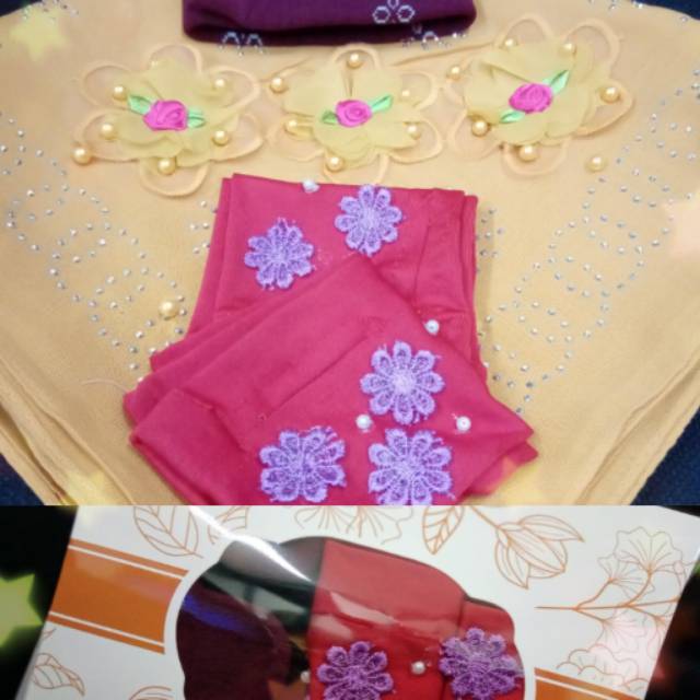 Paket 3 in 1 Muslimah (Hijab, Kaos Kaki Motif, Handsock)