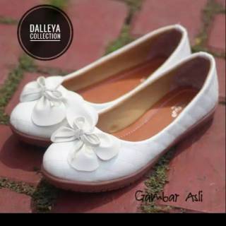 Lilyshoes BUTTERFLY Dalleya sepatu  slip on wanita 