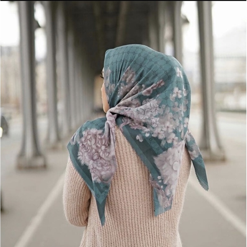 Buttonscarves Hydrangea Preloved