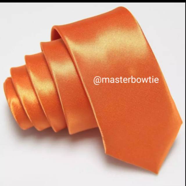 Dasi panjang orange polos