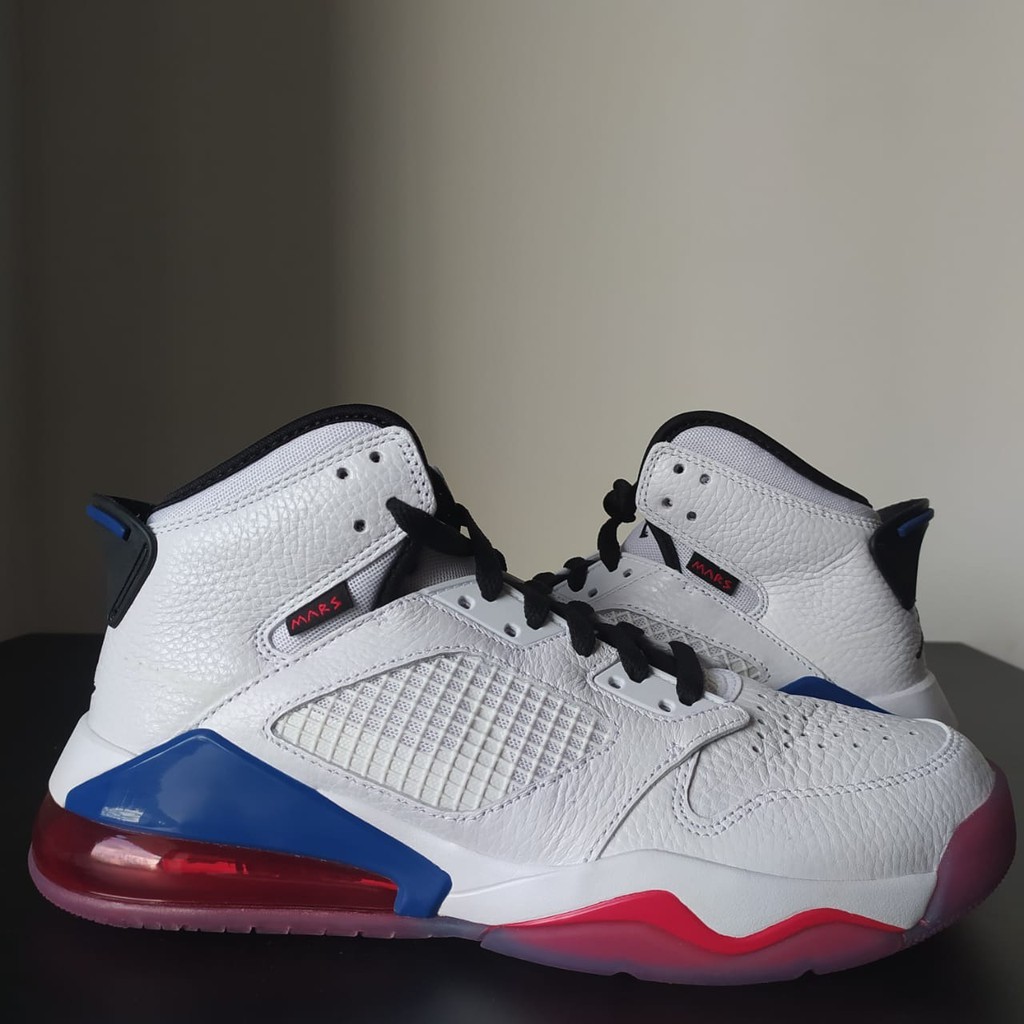 Jordan Mars 270 White