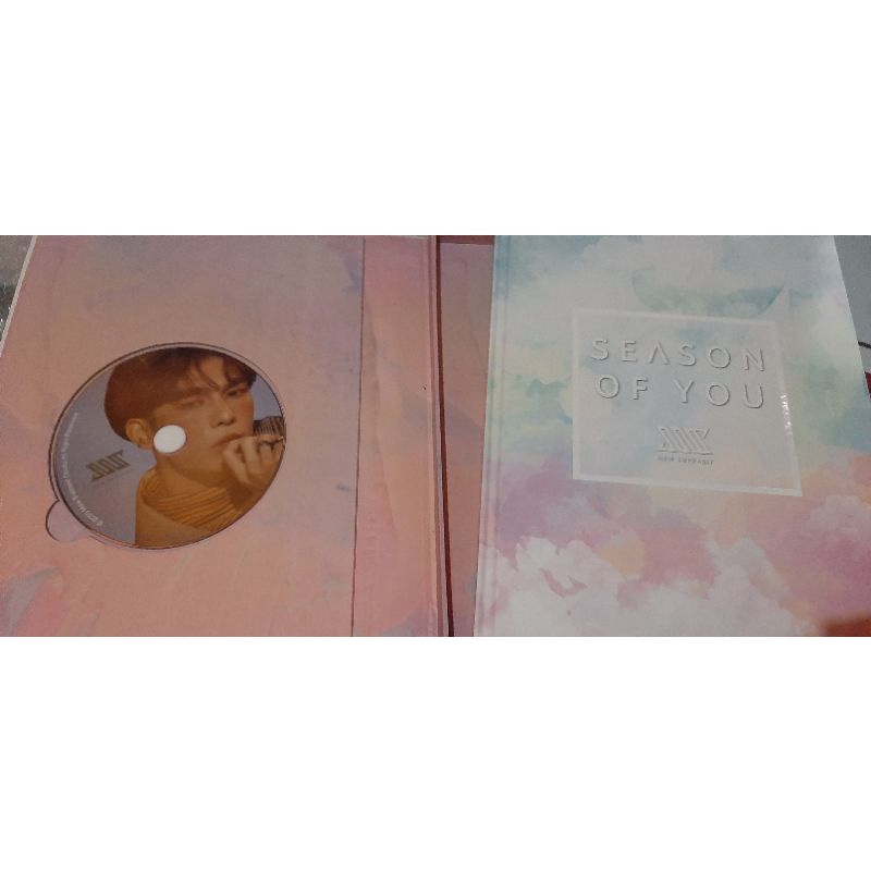 ALBUM DAN PHOTOBOOK SEASON OF YOU MEW SUPPASIT