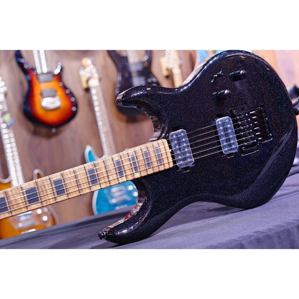 Ernie Ball Music Man BFR Luke III - Classic Black Sparkle G87149