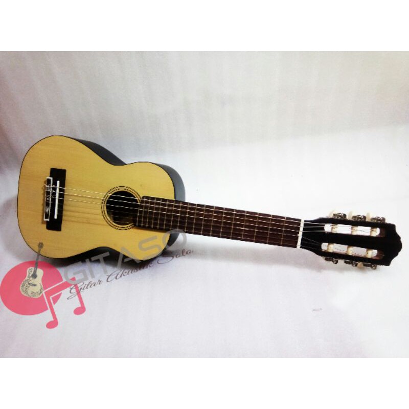 Gitarlele nylon murah /gitar mini senar 6 bunus tas