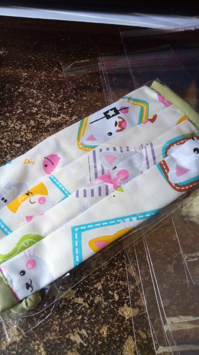 Masker 2ply Serut Bisa Di Isi Tisu