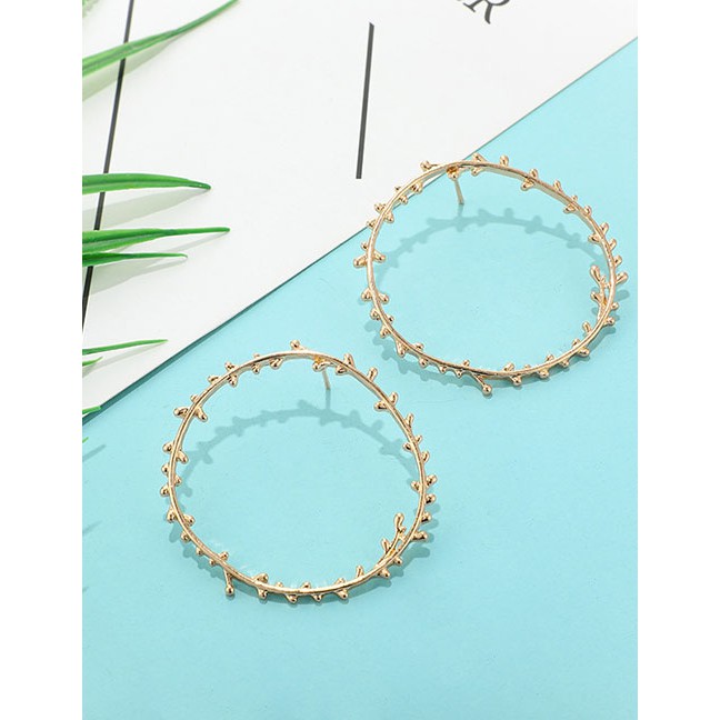 LRC Anting Tusuk Fashion Gold Irregular Circle Leaf Alloy Stud Earrings F67394