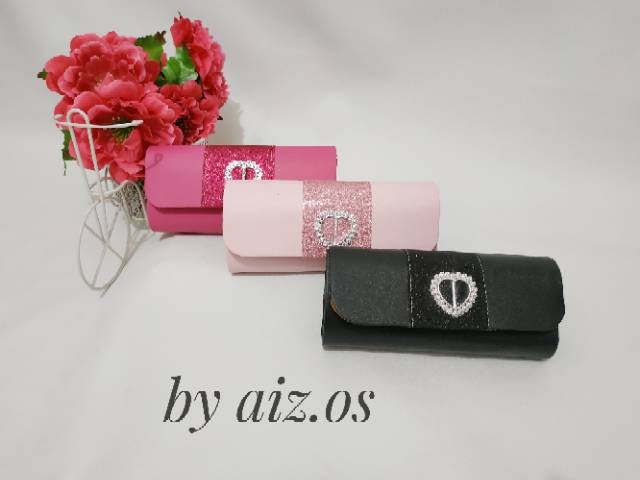 Tas pesta kasih /tas tangan /tas pesta /tas kondangan / clutch / clutch pesta /