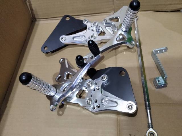 # underbone sonic + breket underbone sonic 150 gtr 150 underbon variasi sonic