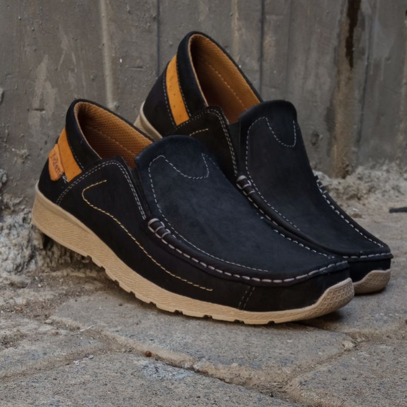 sepatu kulit pria casual slip on RM01