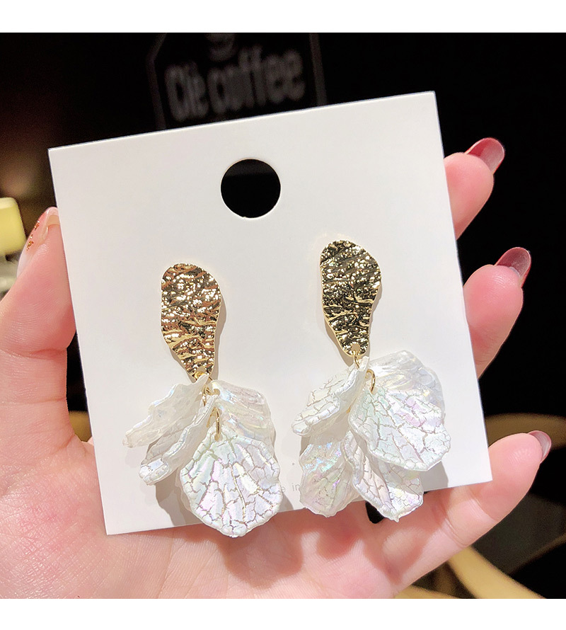 Shell crack earrings summer fresh and wild petal flower earrings temperament earrings earrings