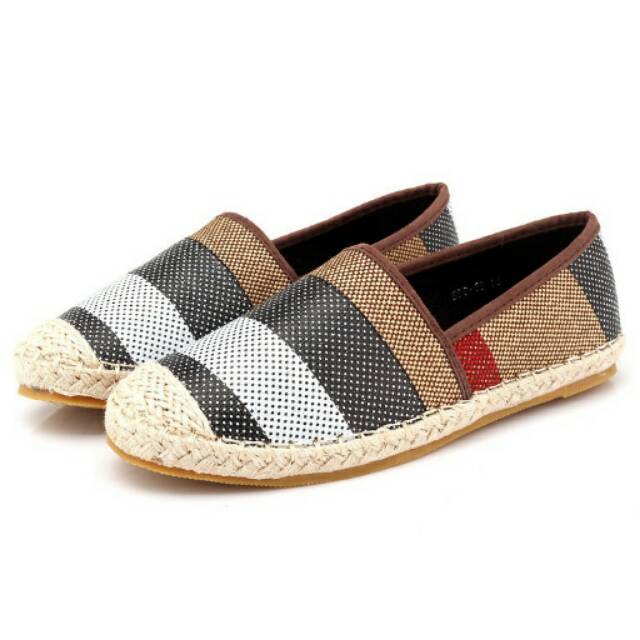 Sepatu Burberry Espadrilles .