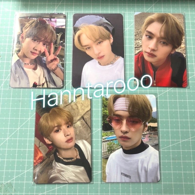 PC Photocard Lee Know Lino Stray Kids Noeasy Merah DS Hanbok 3 jari beret