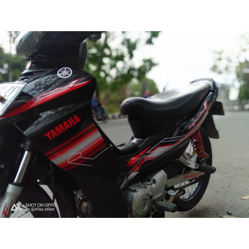 (Bisa COD) Striping Jupiter z 2005 2009 stiker variasi Jupiter z Thailand sticker lis jupiterz