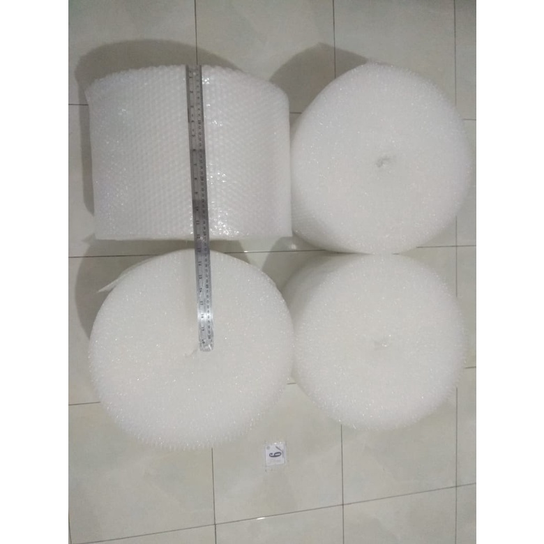 

Bubble Wrap Roll Ukuran lebar 30 cm x panjang 50 mtr Bening Putih Transaparan