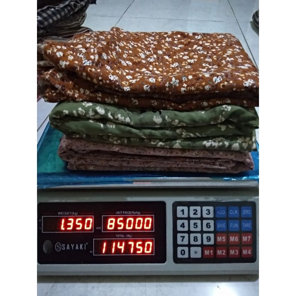 Kain Shakila Motif Kiloan