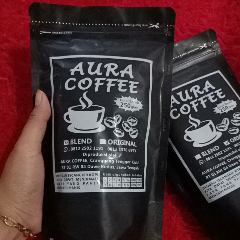 

kopi hitam blend robusta asli dari pegunungan Muria Jawa tengah