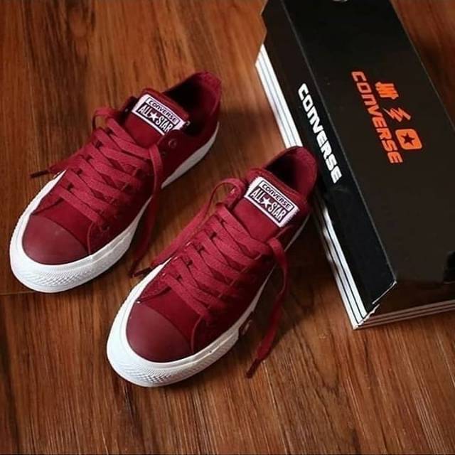 Converse undefeated maroon