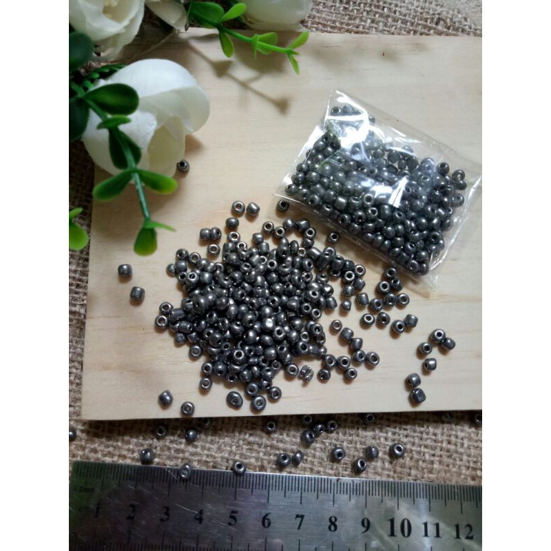(20gram)manik mote pasir 6/0 dan pasir 8/0u