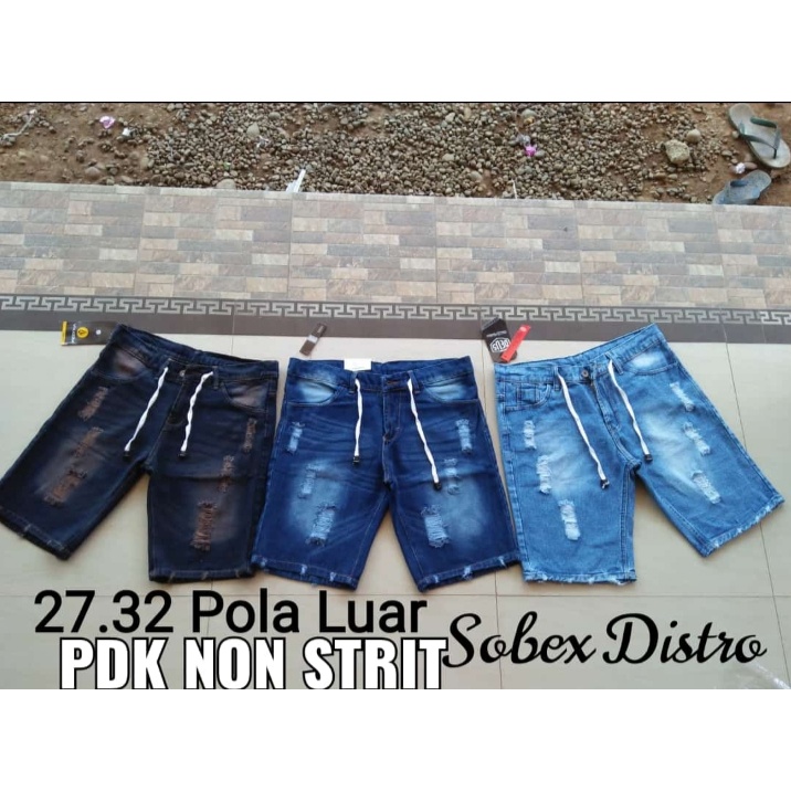 CELANA JEANS PENDEK RIPPED DISTRO/JEANS PENDEK PRIA SOBEK