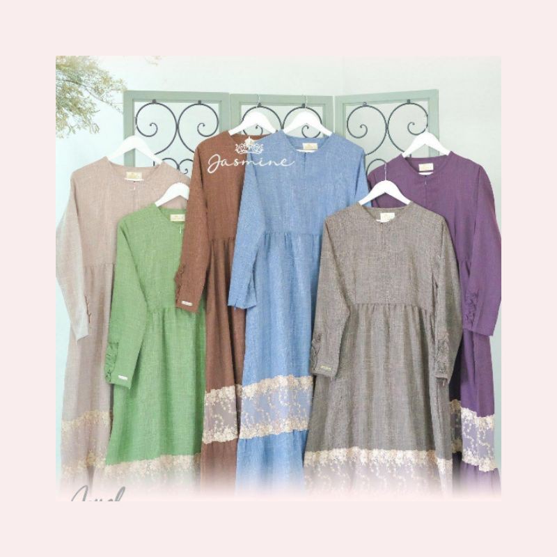 AUREL DRESS BY JASMINE