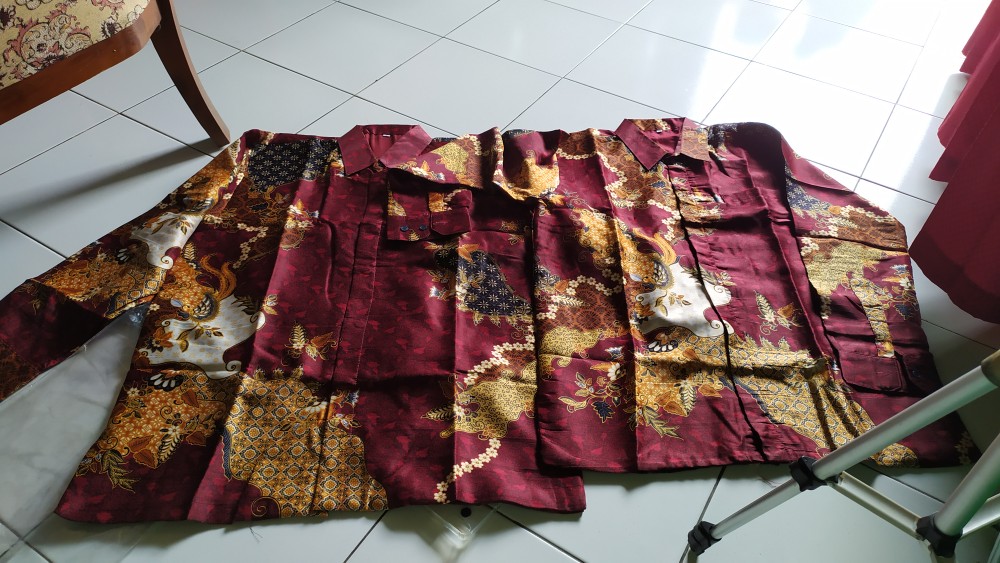 Kemeja Batik Semi Sutra Pria Lengan Panjang Furing Istimewa Termurah Berkualitas