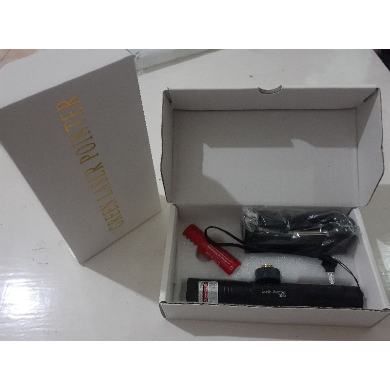 Green Laser Pointer 303 / Laser Hijau