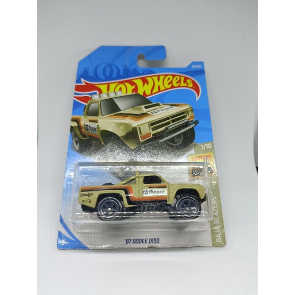 diecast hotwheels 87 dodge D100 brown