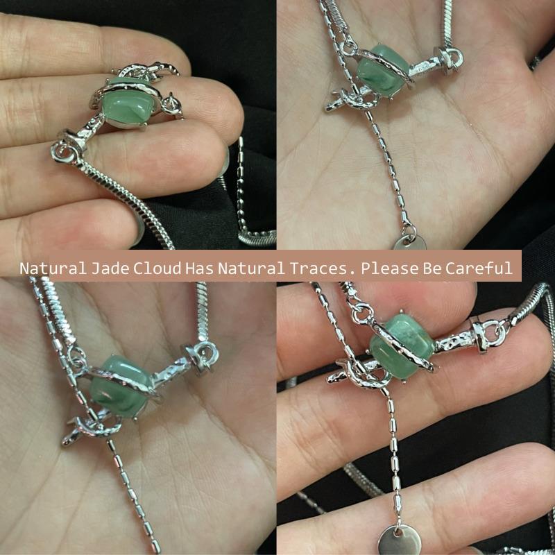 Kalung Rantai Clavicle Trendy Dengan Liontin Emerald Untuk Wanita