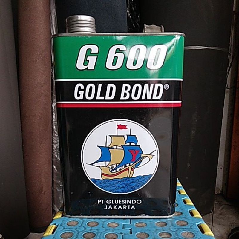 

LEM PUTIH/BENING LEM GRAFT G 600 ukuran 2,8 kg(galon)
