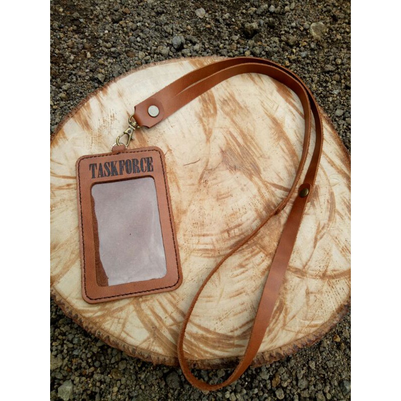 

ID CARD HOLDER - NAME TAG - GANTUNGAN ID CARD - TEMPAT KARTU NAMA KULIT - FREE CUSTOM