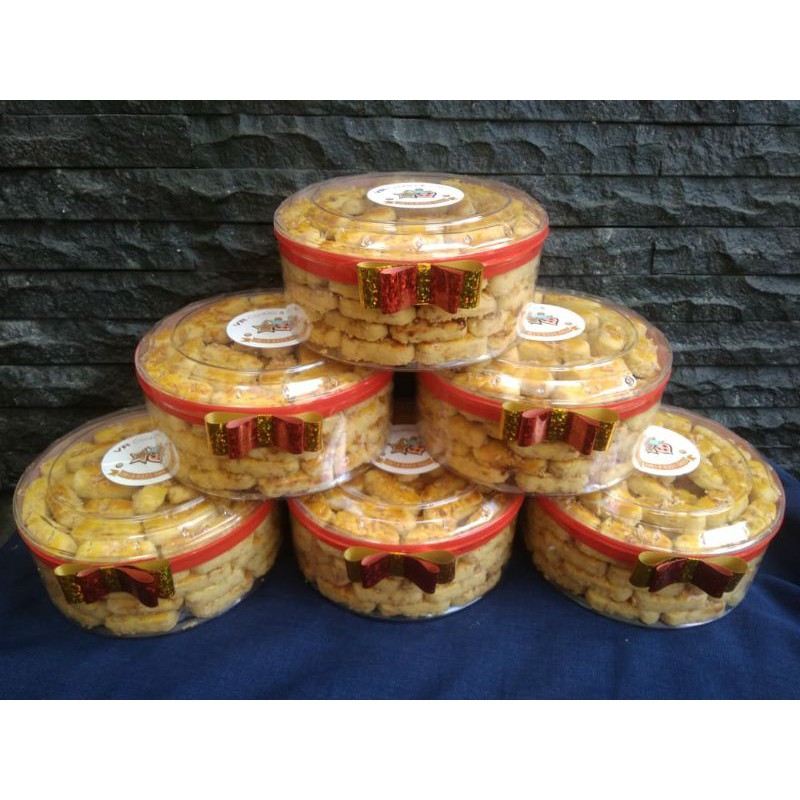 

Kastengel, kue kering homemade