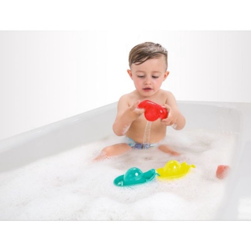 Playgro Float And Scoop Whales - Mainan Saat Mandi Bayi dan Anak