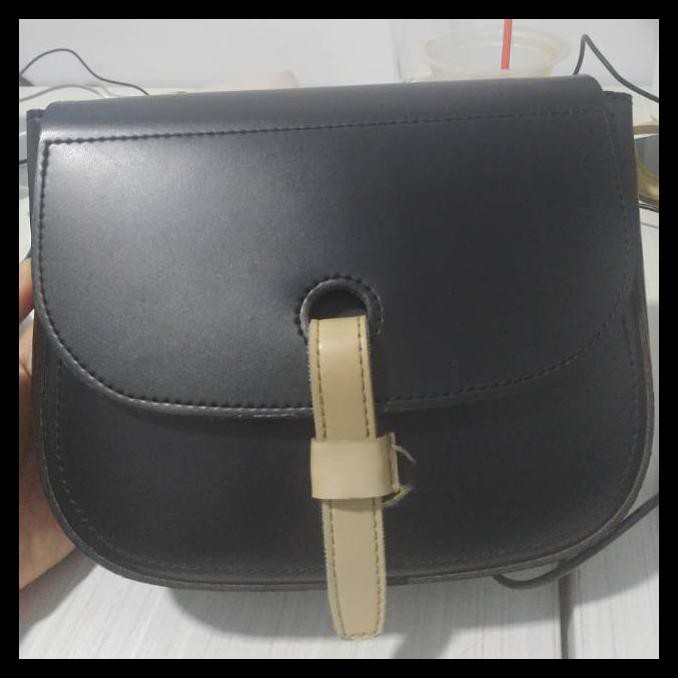 

Bayar Ditempat]] Tas Slingbag Hitam (2 Box) Boom Sale Kode 1427