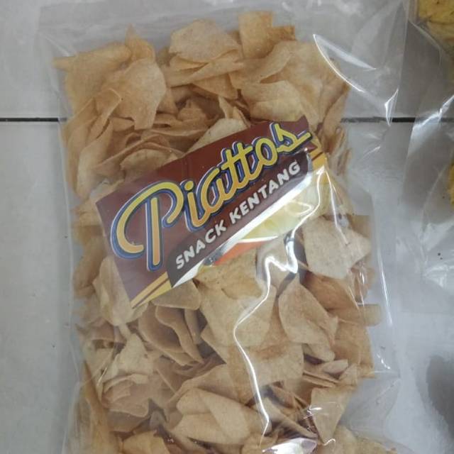 

Piatos, hellow panda, chewee, chitato,soes, handjelly, kacang, kacang tailand, french fries,