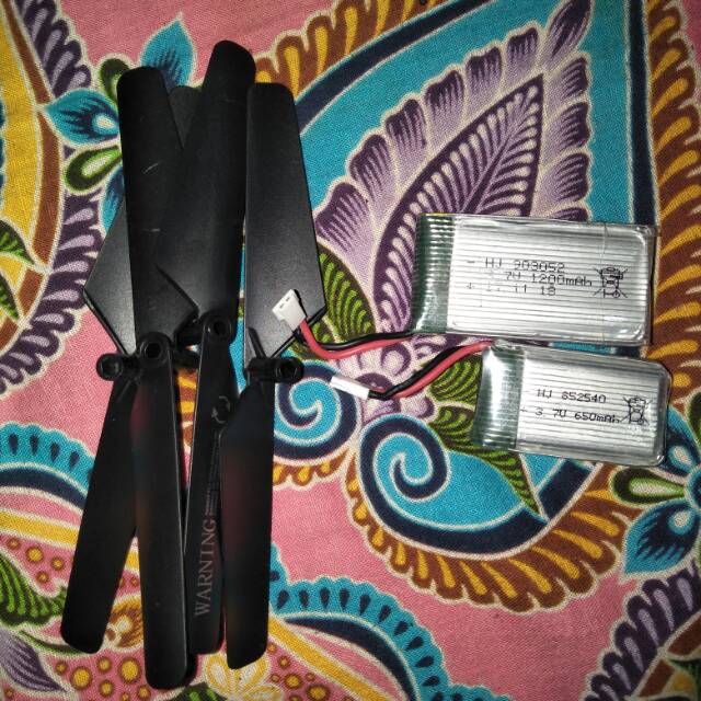 Batre drone 2 buah propeller kamera fpv