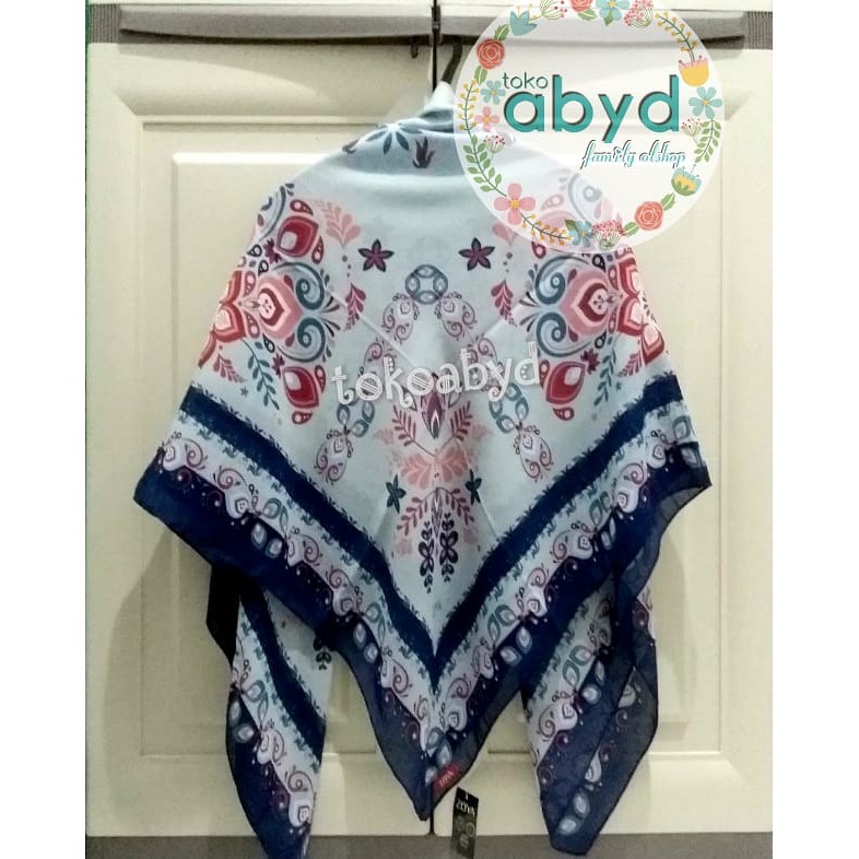 Jilbab Segiempat Zoya Majori Scarf - State Grey
