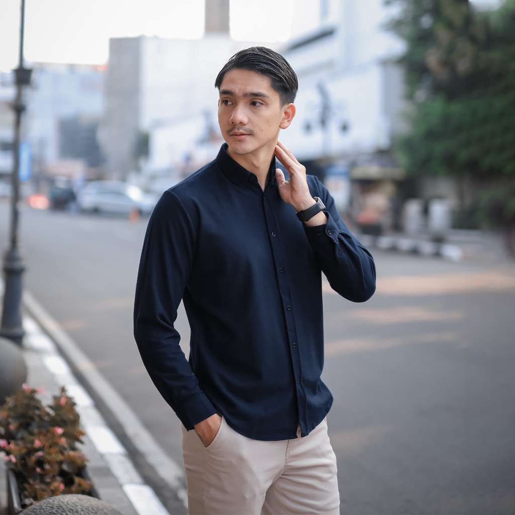 Kemeja Navy Polos Casual Slimfit Pria Lengan Panjang Pique Size M - XXL | BROGUY