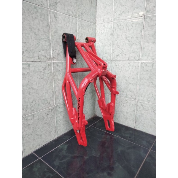 Swing Arm Megelli 250 Original