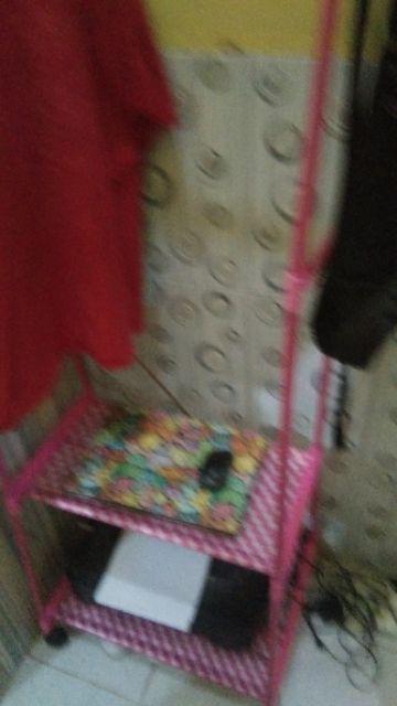 Stand Hanger Segitiga Rak Gantungan Baju Dengan Roda Mk581