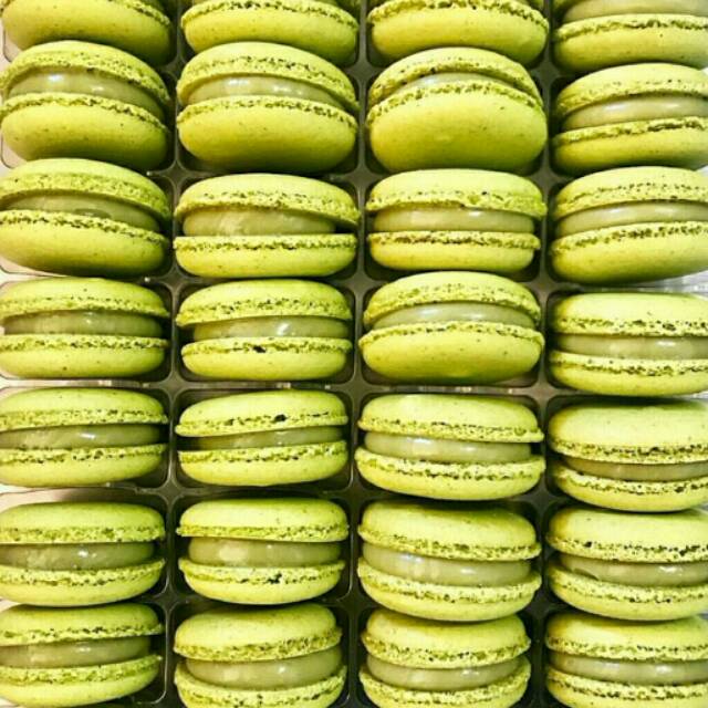 

BABY MACARON ISI 50 PCS