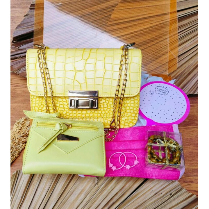 

PAKET HAMPERS MURAH