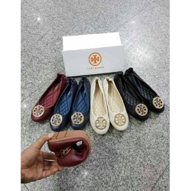 Tory burch flat shoes