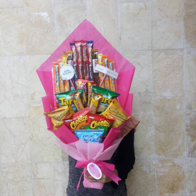 BUKET SNACK JUMBO KADO WISUDA ULANG TAHUN ANNYVERSARY