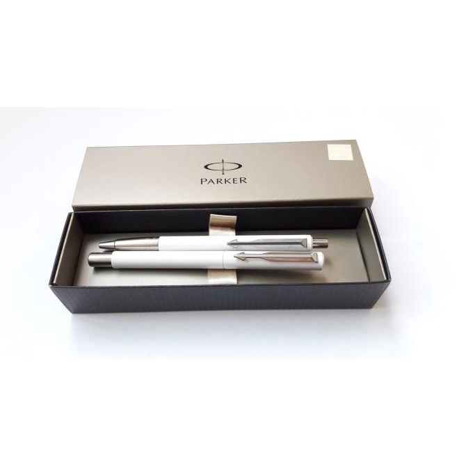 

Paket Parker Vector Standard White: 1 pc Ballpoint + 1 pc Rollerball