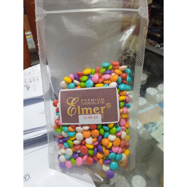 

CHOCO CHIPS ELMER 1/2 BULAT 100 GRAM