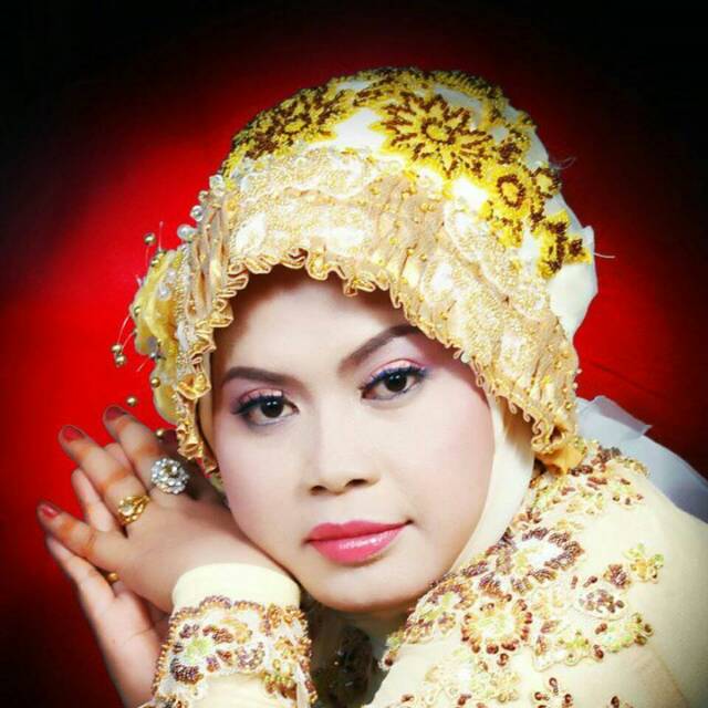 085651067976miaqueen