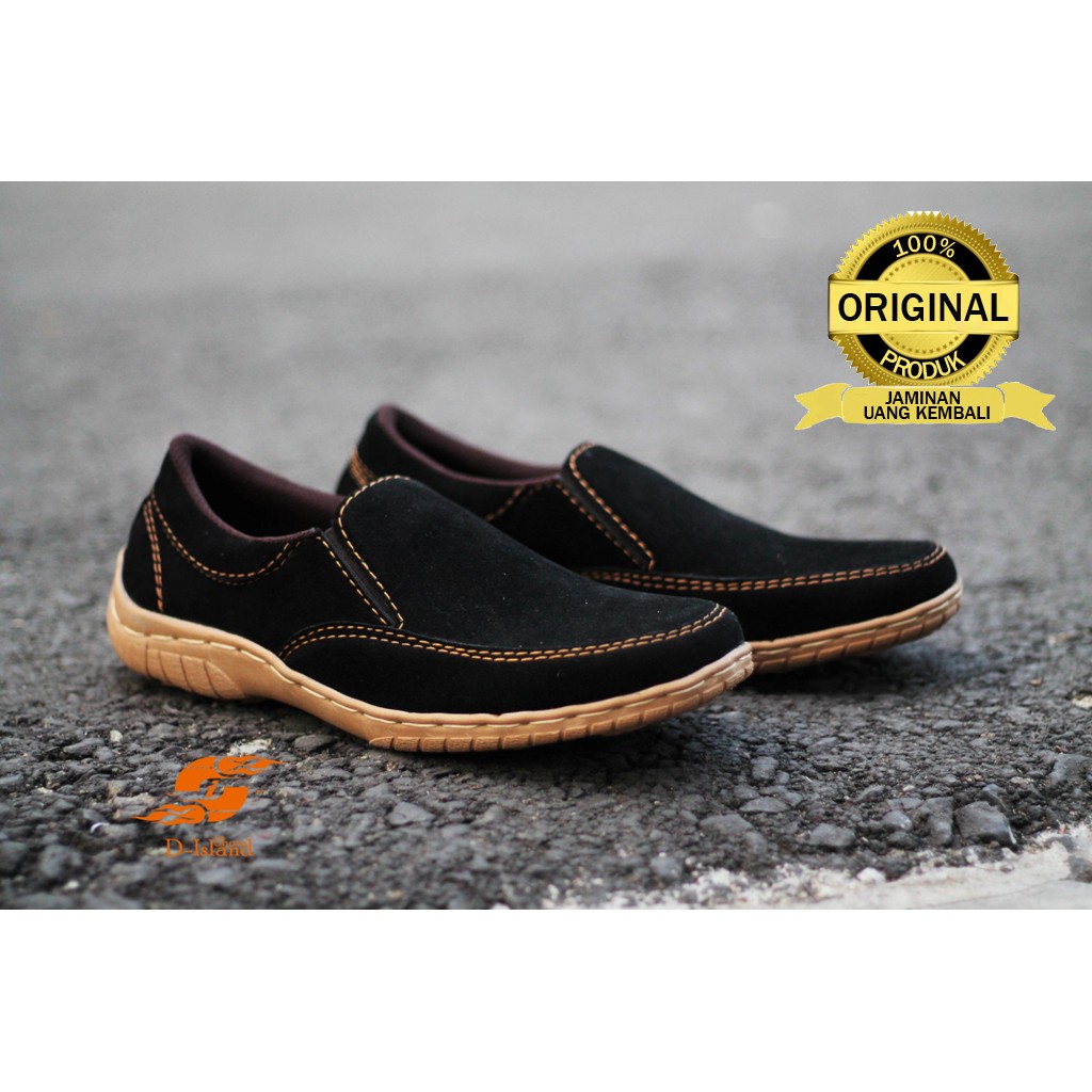slip on chukka