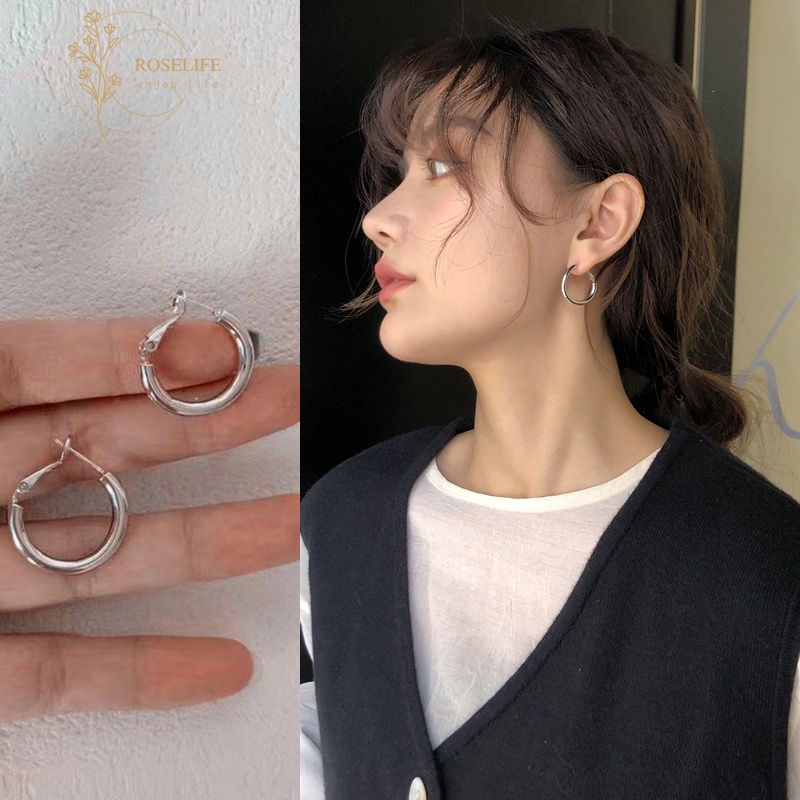 1 Pasang Anting Hoop Warna Silver Gaya Korea Untuk Wanita