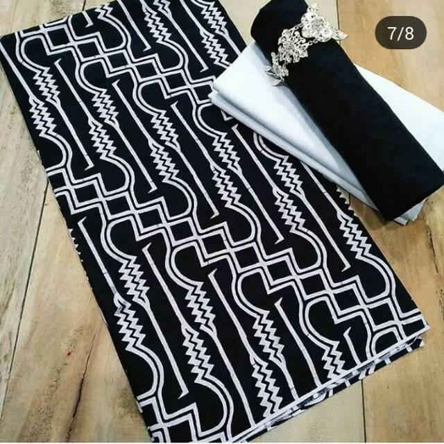 ARD KAIN BATIK GARUTAN SENO LILIT DAN EMBOS / MONOCROM HITAM PUTIH / BATIK ORI PEKALONGAN