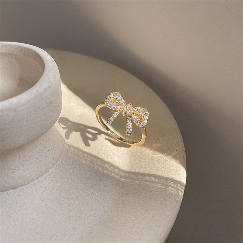 Cincin Model Terbuka Dapat Disesuaikan Desain Pita Gaya Unik